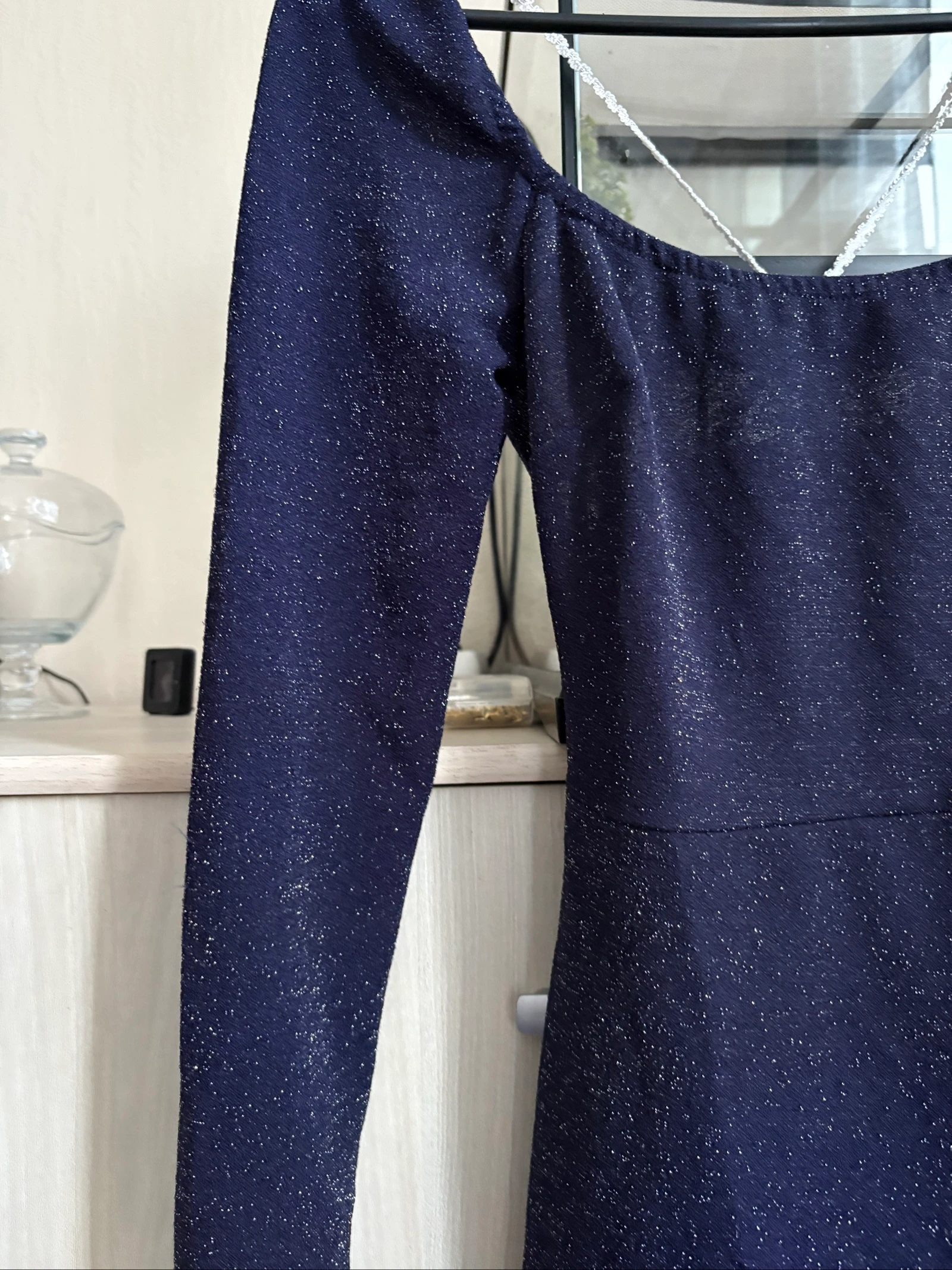 Vestido azul marino con lentejuelas y espalda descubierta talla XS – photo 3